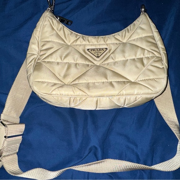 Basically brand new Prada bag for half price. - Picture 2 of 8